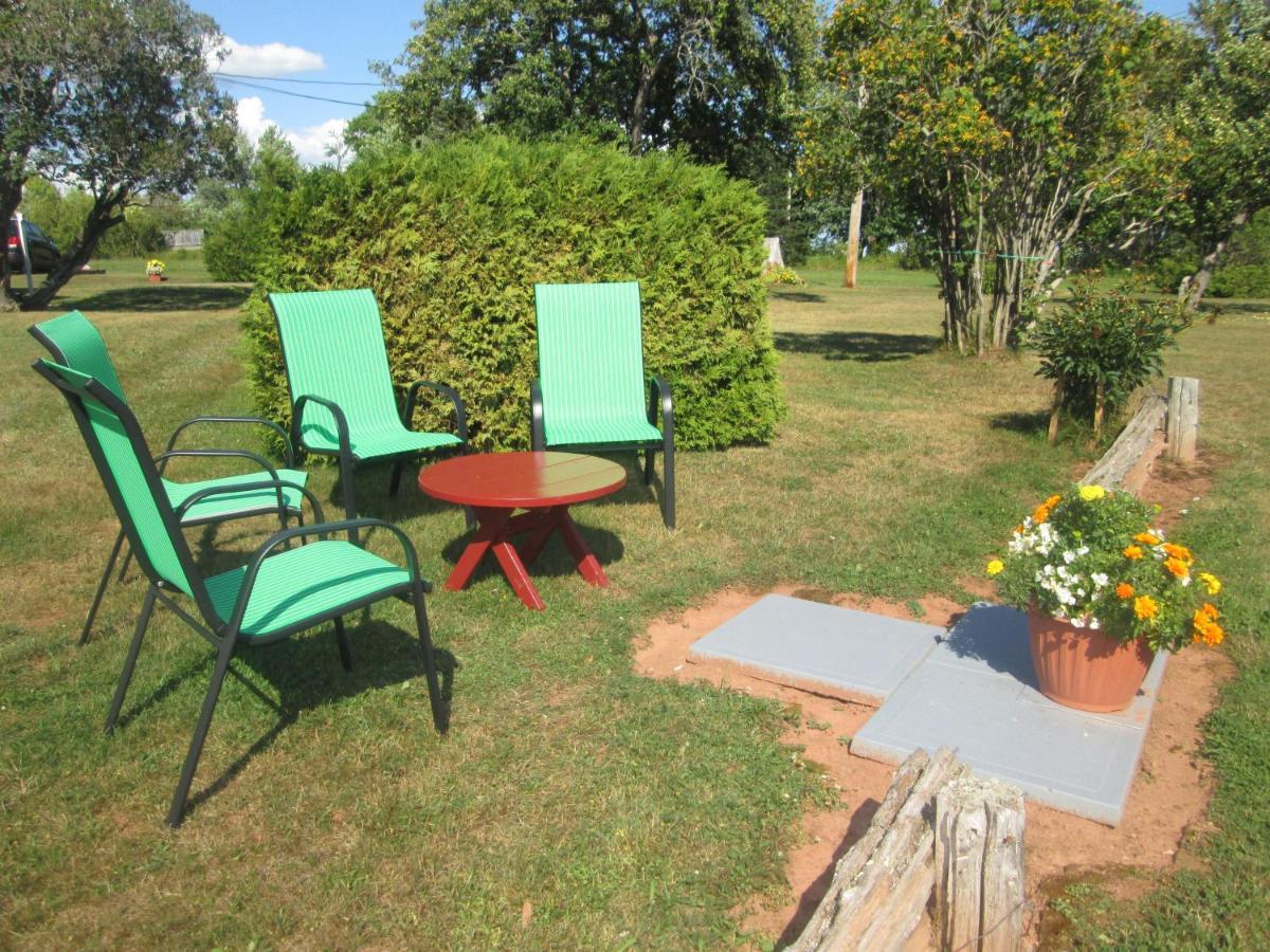 Gite Les Acres Tranquilles B&B Port-Daniel Luaran gambar