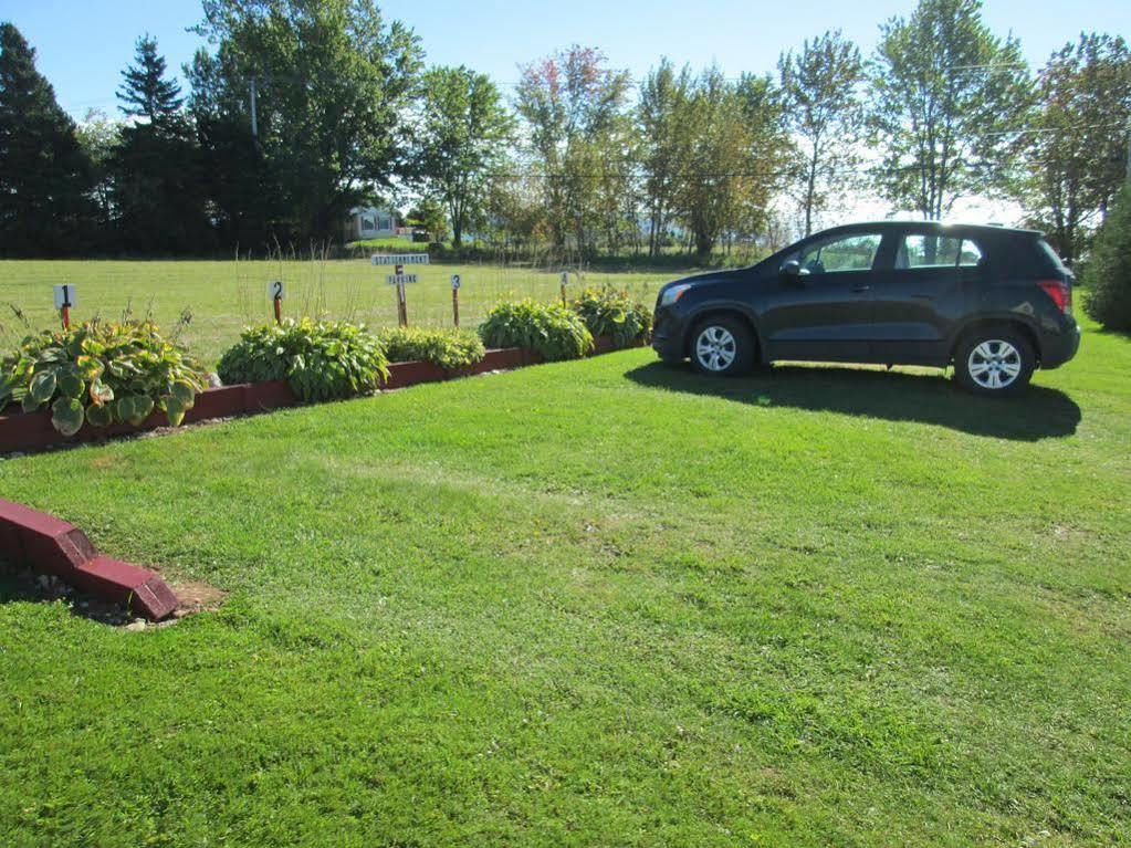 Gite Les Acres Tranquilles B&B Port-Daniel Luaran gambar